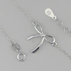 Srebrna narukvica mašna