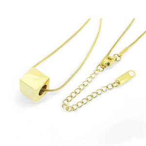 Ogrlica od pozlaćenog čelika