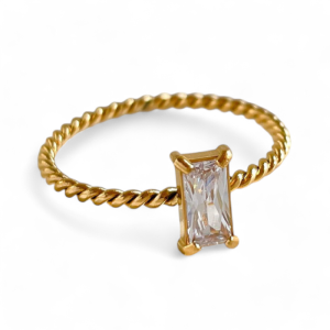 Prsten od pozlaćenog čelika