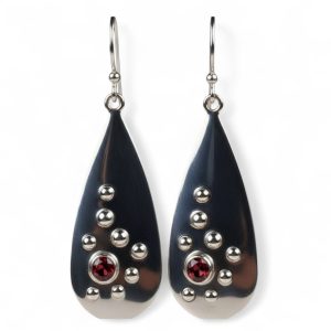 Srebrne naušnice granat-SE11667-granat